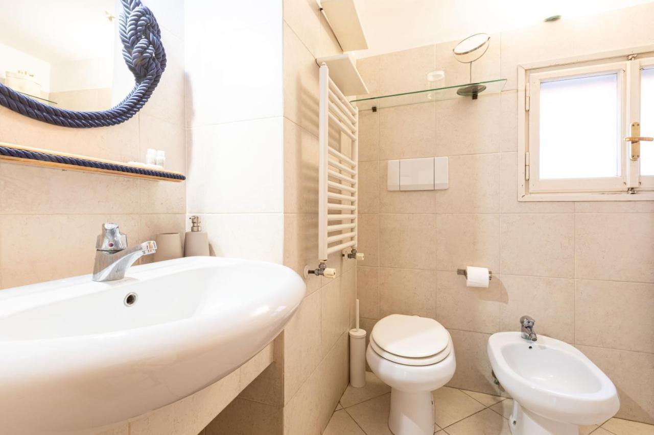 Toniolo Two Bedroom Two Bath Rome Buitenkant foto