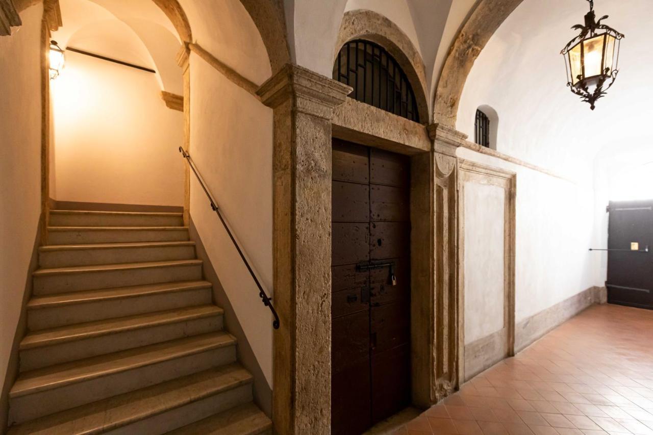 Toniolo Two Bedroom Two Bath Rome Buitenkant foto